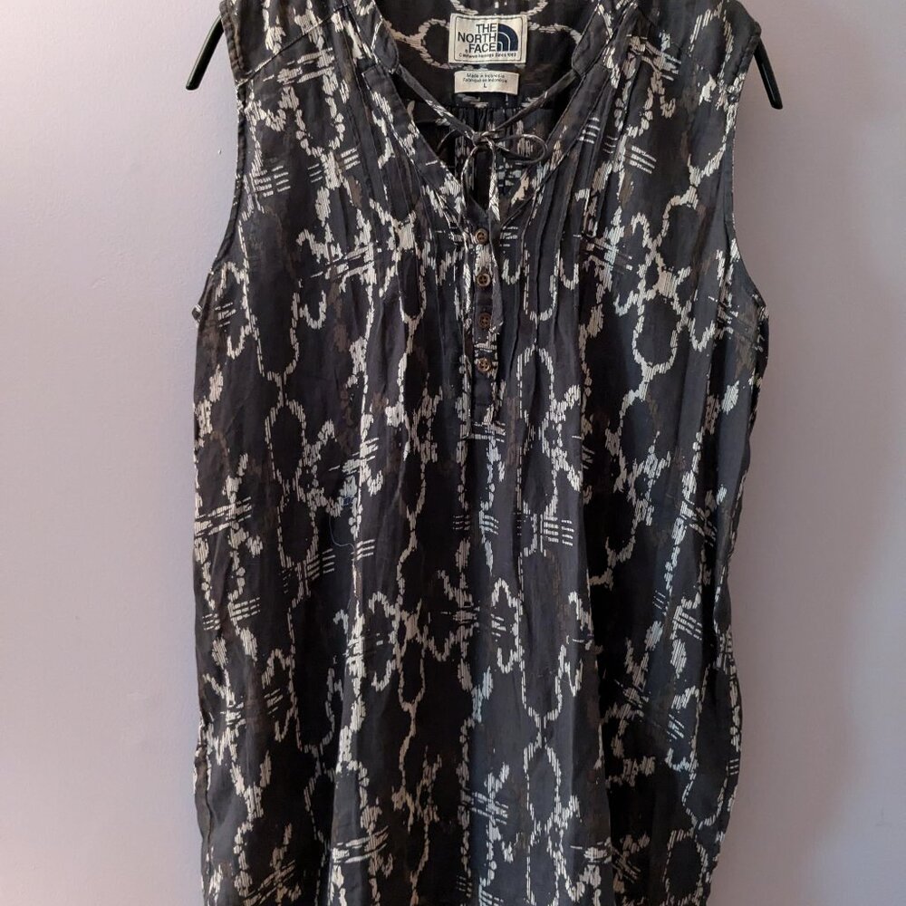 The North Face Sleeveless Women's Grey Large